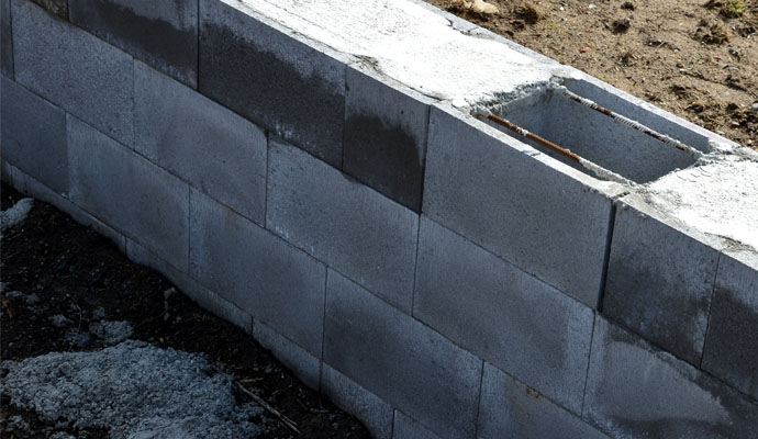 A new foundation wall